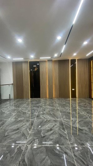 siêu phẩm hồ đền lừ. 5 tầng thang máy oto vào nhà chỉ 19.8 tỷ