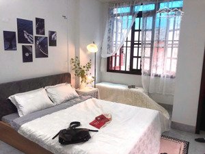 tìm nữ ở ghép 1:1 phòng thoáng ở ngay cộng hòa - p13 - tân bình ( đối diện etown ), gần nhà ga t3