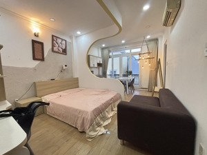 cho thuê phòng 35m2 full nội thất đường thích quảng đức gần, quận 1, 3, sân bay tân sơn nhất