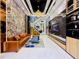 giảm giá 200 triệu bán nhà 3 lầu mặt tiền tx23, quận 12