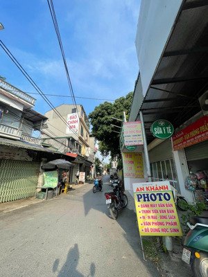 nhà giáo bán đất , 58m, trung tâm biên giang, 20m ra ngã tư chợ kinh doanh sầm uất, giá đầu tư