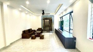 nhà thạch bàn 6 tầng - 60m2 , tháng máy- có garage để xe ô tô