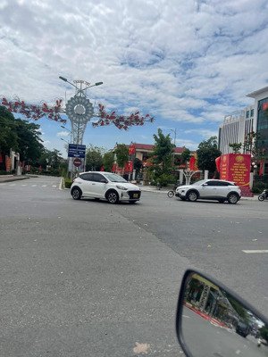 bán nhà ngọc hồi - thanh trì
40m x 4 tầng, mt 3,6m. giá : 7,2 tỷ