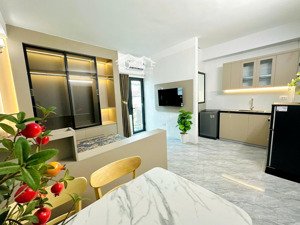 chính chủ cho thuê căn hộ 136 chùa láng - nhà mới - full nội thất xịn - ở ngay - giá từ 6tr6