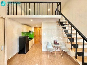 pass phòng ngay etow cộng hoà p13 tân bình 4tr5 - đã giảm 600k, full nt - ban công , gần nhà ga t3