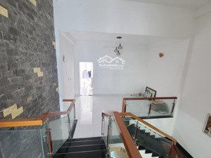 đô đốc lân, cẩm lệ nhà mặt tiền 2 tầng 100m2, đường 10.5m chỉ 6 tỷ