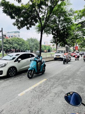 cơ hội sở hữu căn nhà 7t thang máy trung tâm thanh xuân- ngã tư sở, vừa ở vừa khai thác kinh doanh