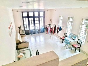 (quận 7) bán nhà 3 tầng - cũ phù hợp xây chdv - hxh - 268m2 ngang 10m - lý phục man