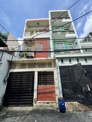 bán gấp nhà sát kênh nước đen giáp tân phú 3 tầng 56m (4x14m) hxh chỉ 5.2 tỷ