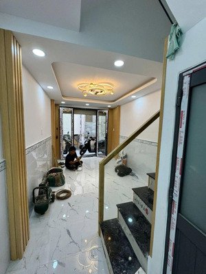 bđs số 3: tâm tầm tiền bán nhà nguyễn trãi q.5 gần q.1 diện tích: 31m2- 3 tầng