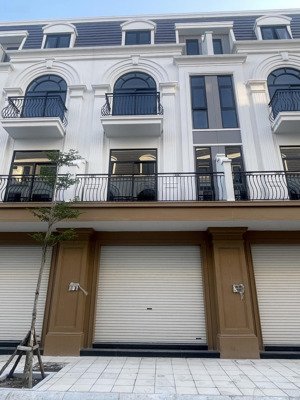 bán nhà 4 tầng tại đồng hoà kiến an giá rẻ nhất thị trường !!