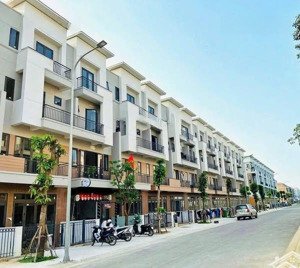 bán nhà phố centa diamond vsip từ sơn, bắc ninh, sẵn sổ đỏ sang tên trong ngày, giá chỉ nhỉnh 5 tỷ