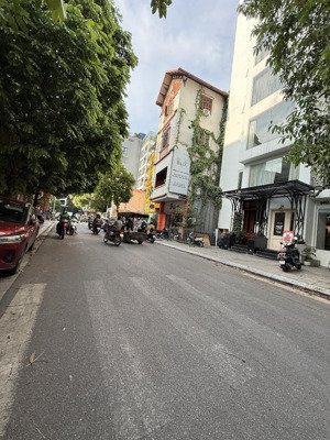 ba đình phân lô quân đội -ôtô - gần lăng bác, cv bách thảo- 5 tầng-mtien 7m -31.9tỷ