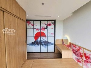 chính chủ gửi bán căn 1pn 1wc 35m2 đủ đồ view hồ thiên nga toà l2 landmark. hl ạ