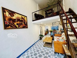 nhà hẻm ô tô, sát mặt tiền hồng bàng _ vị trí khá ok. giá: 6,4 tỷ.