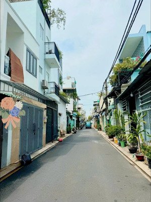 bán nhà hxh thoại ngọc hầu tân phú, 125 m², sát mt ngay big c phú thạnh chỉ 12.8 tỷ!