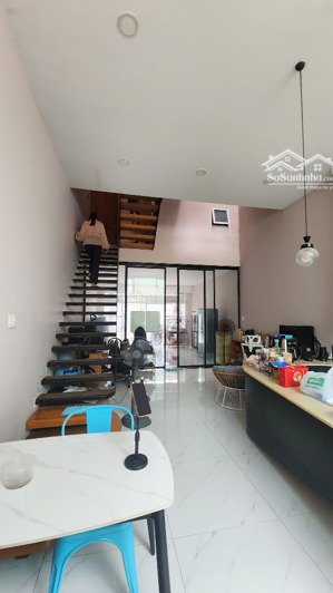 bán gấp nhà phố 5mx18,8m. 1 trệt, 3 lầu, kdc sadeco pk a, nhà bè. giá: 12,9 (tl). lh: 