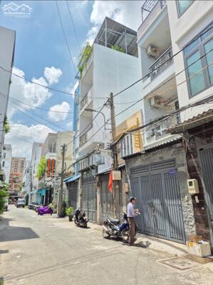 HXH 6m, 3 tầng, 3PN, 64m2, đường Đồng Đen, P10, 9.5 tỷ TL