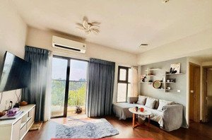 chính chủ gửi bán căn 58m , 2 phòng ngủ aquabay ecopark giá tốt nhất 