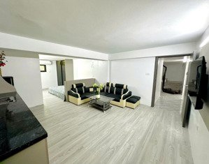 chdv 136 chùa láng mới 100% full nội thất ngõ dễ đi