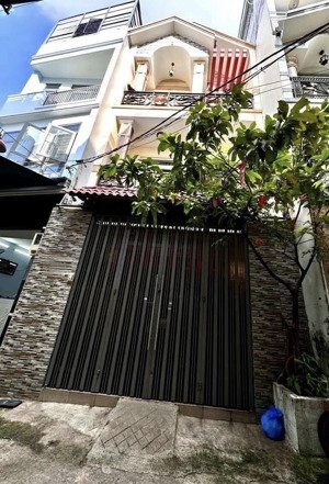 hiếm có! nhà 3 tầng 1/ nguyễn duy trinh 4.2x13m 54m2 3pn, gần đỗ xuân hợp đường ô tô 5m