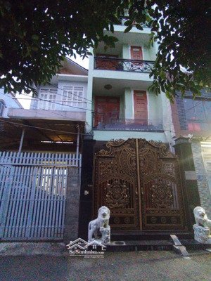 nhà 5 tầng mặt tiền kinh doanh đường chợ giá mềm.