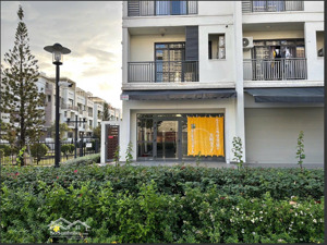 siêu dự án thương mại midori, nằm ngay trung tâm thành phố mới. giá rẻ. dự án midori park