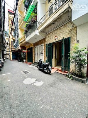 chủ thiện chí cần bán gấp nhà phúc xá, ngay gần chợ, kinh doanh, ngõ ô tô tải