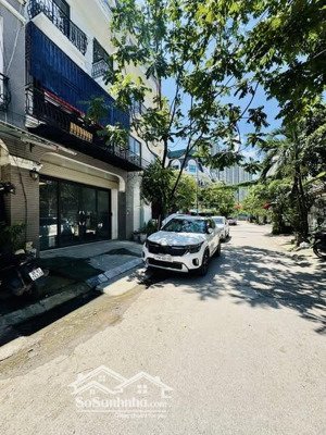 hàng xóm làng việt kiều châu âu 75 m2 5 tầng mặt tiền 5m phân lô ô tô tránh, giá đầu tư 20,5 tỷ