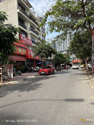 mặt đường nguyễn tất tố vị trí kinh doanh cực đẹp!