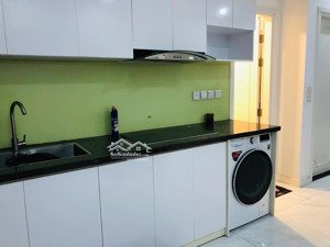 bán tập thể nghĩa tân tầng 1 lô góc mặt phố kd, cầu giấy, dt sàn 70m2. mặt tiền 8m giá 5,5 tỷ