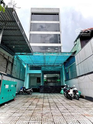 cho thuê toà nhà mặt tiền đặng văn bi. dt: 1250m2 sàn.