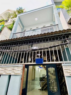 bán nhà 60m2 xây 3 tầng chỉ nhỉnh 5 tỷ ,lê văn thọ quận gò vấp