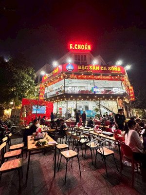 cho thuê biệt thự khu nguyễn văn lộc- bao quanh là các toà chung cư -tuyến ăn uống sầm uất ngày đêm