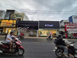 cho thuê nhà mặt tiền võ văn ngân. dt: 9m x 16m