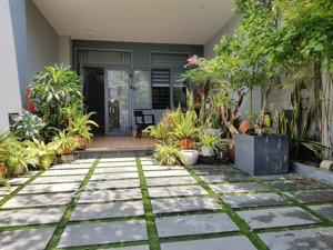 cần bán gấp villa 4 tầng 7pn khu phố tây, mt chế lan viên, mỹ an, tp. đà nẵng - giá tốt 16,5 tỷ