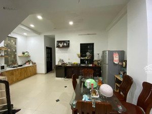 gần mt võ duy ninh f22 bình thạnh. vài bước là qua q1 q2, 200m tiện ích kính thưa các thể loại.