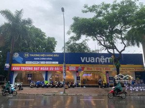 cho thuê nhà mặt phố, lê đức thọ, nam từ liêm, được thiết kế 2 tầng với dt: 440m2, mặt tiền 15m