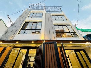 bán nhà có thang máy,56 m2 xây 4 tầng chỉ hơn 7 tỷ ,phạm văn chiêu quận gò vấp