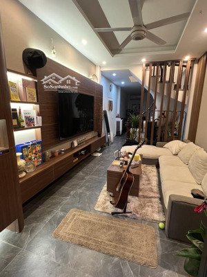 6 tỷ nhà 45m 5 tầng an khánh giá đẹp nhất khu vực ngõ riêng nông gần đường lớn ô tô đỗ cửa