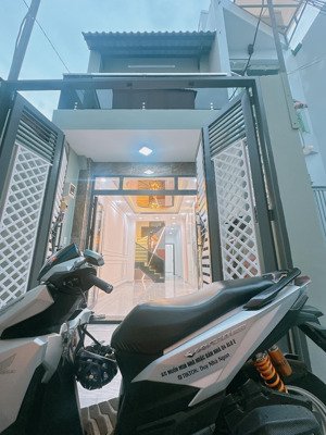 bán nhà đẹp hiếm có tại q4 dt 3*13m vị trí 1/ sát đường 3pn giá 4tỉ5 khu dân cư sổ riêng giáp q1