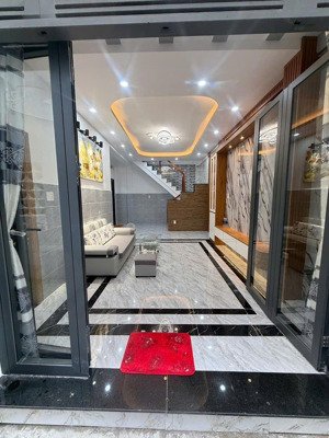 nhà đẹp 3 phòng ngủ hoài thanh p14 quận8