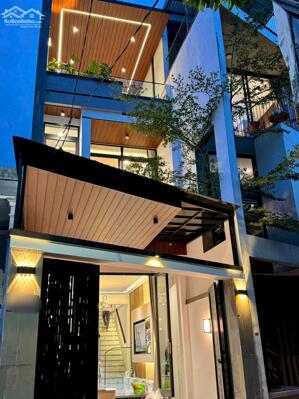 BÁN NHÀ 3 TẦNG FULL NỘI THẤT HIỆN ĐẠI, KIỆT ÔTÔ 85 AN DƯƠNG VƯƠNG, TP HUẾ, CHỈ 4,15 TỶ