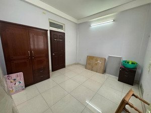 cần cho thuê nhà nguyên căn bình thạnh - dt 4x14 - giá 14tr/t - đường đi được xe oto