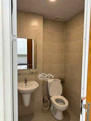 tôi đang kẹt tiền cần bán lỗ mấy căn hộ 51m2 1,79 tỷ/ 55m2 1,950 tỷ