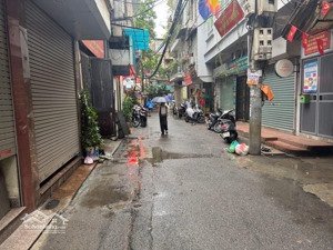 nhỉnh 5 tỷ - tt ba đình - mặt ngõ thông - ô tô tránh - kinh doanh đỉnh