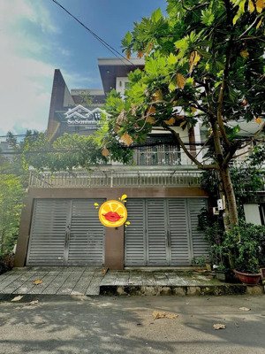 ngay gigamall phạm văn đồng - biệt thự 4 tầng - khu bên sông - hiệp bình chánh