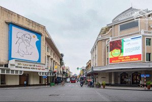 cho thuê nhà mặt phố tràng tiền, hoàn kiếm, dt 35m2, mt 3.5m, đoạn kd đẹp nhất, thông sàn, vỉa rộng