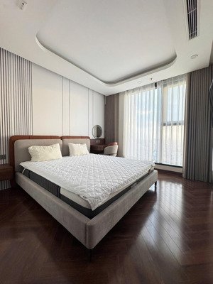 daimond crown - lê hồng phong - doji - 2 ngủ - full đồ - view đẹp .