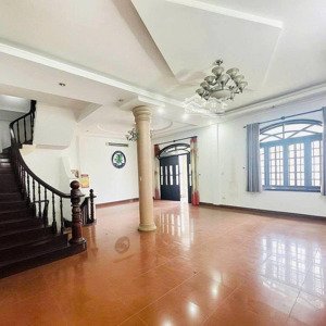 cho thuê nhà 10x20, 3 lầu mặt tiền hoàng văn thụ, phường chánh nghĩa